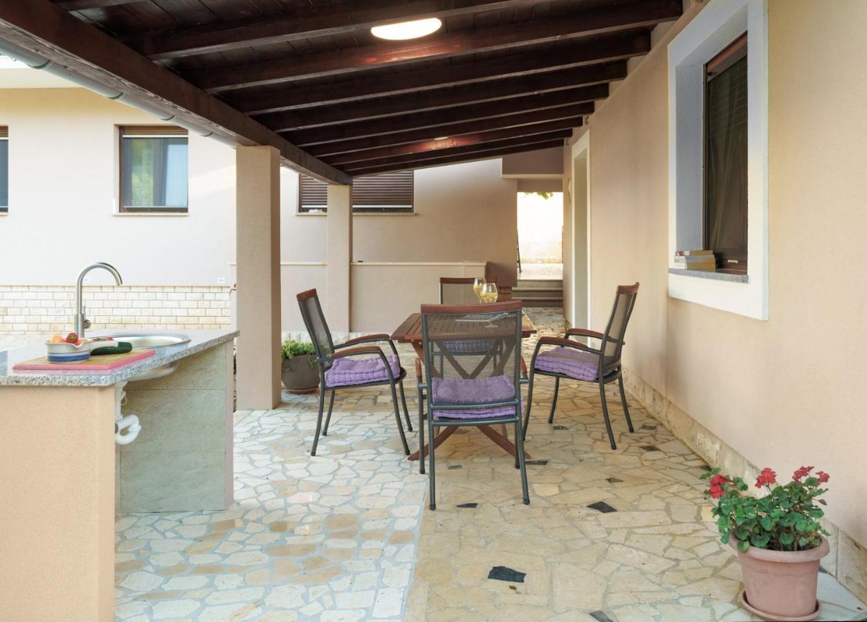 Argonave 6 Apartment Pula Exterior foto